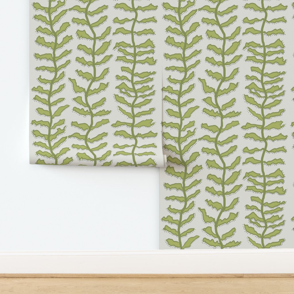 Kelp Forest Green on Cream Wallpaper