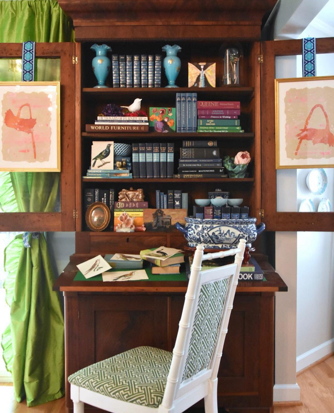 Bookcase Styling