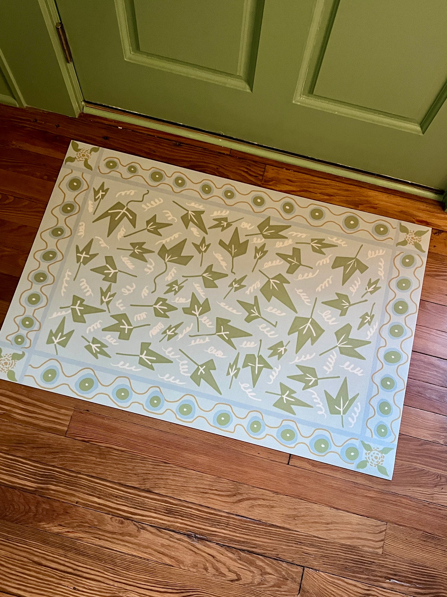 Ivy on Blue Cottage Style Vinyl Floor Mat